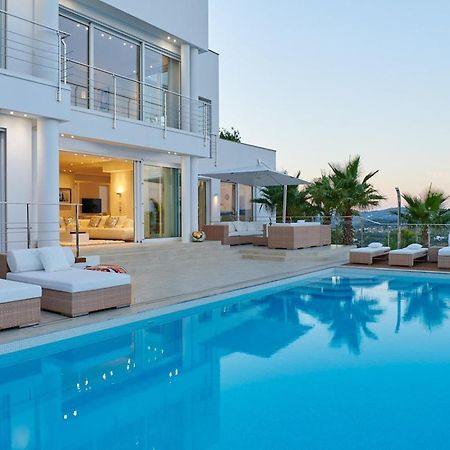 Lavish Villa With Infinity Pool And Views Santa Eularia des Riu Exterior photo